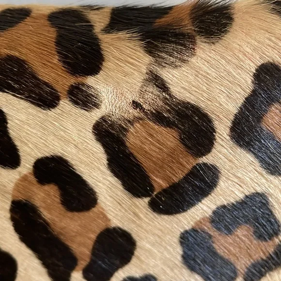 Leopard Print and Black Leather Shoulder Bag. Badgley Mischka Coralie Calfhair. - Picture 5 of 13